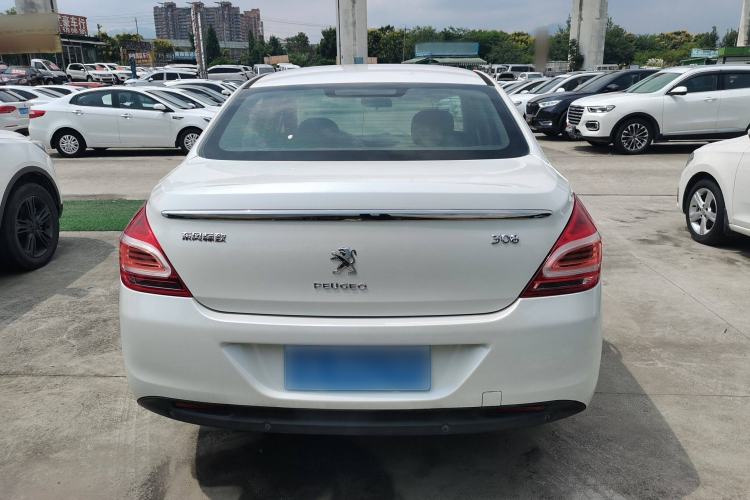 Used Peugeot 308 2014 Enjoy Edition Classic 1.6L Automatic Premium Model
