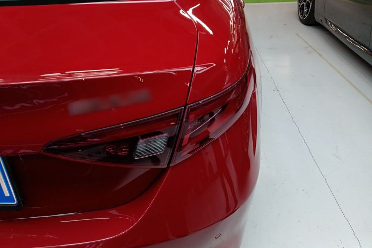 Used Alfa Romeo Giulia 2017 2.0T 200HP Luxury Edition