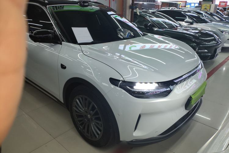 Used Leapmotor C11 2024 Pure Electric 580 LiDAR Edition Front Right 45 Deg