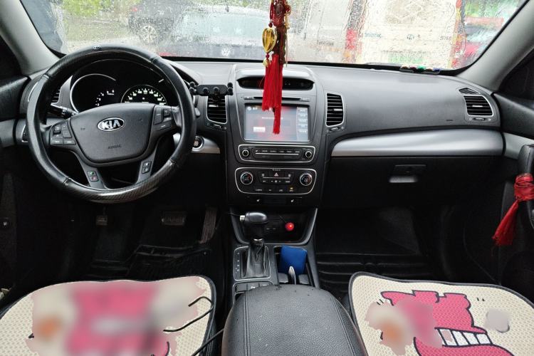 Used Kia Sorento 2013 2.2T 5-Seater Diesel Luxury Edition Center Console