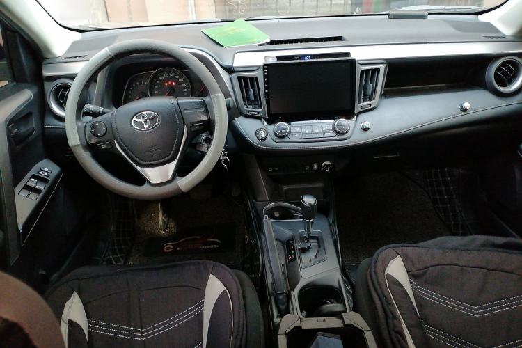 Used Toyota RAV4 2019 2.0L CVT Two-Wheel Drive Pioneer Edition China V Standard
