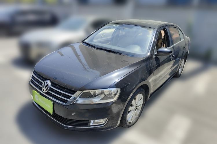 Used Volkswagen Lavida 2013 Restyled Classic 1.6L Manual Comfort Edition