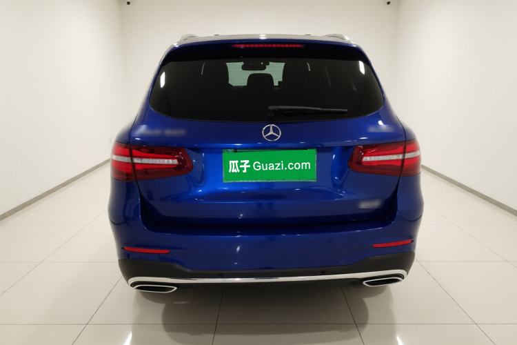 Used Mercedes-Benz GLC 2018 Facelift GLC 260 4MATIC Luxury Edition Exterior 4