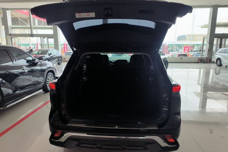 Used Toyota Highlander 2022 Dual-Engine 2.5L Four-Wheel Drive Supreme Edition 7-Seater Trunk