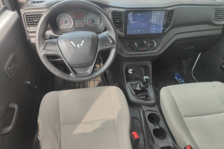 Used Wuling Hongguang V 2019 1.5L Jingqu Version China VI LAR