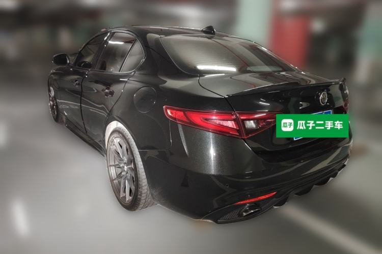 Used Alfa Romeo Giulia 2020 2.0T 280HP Track Edition Limited Release