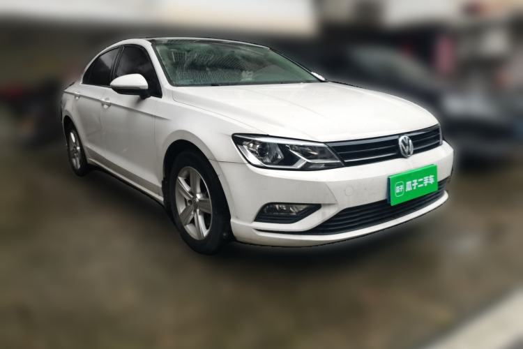 Used Volkswagen Lamando 2018 230TSI DSG Fashion Edition Front Right 45 Deg