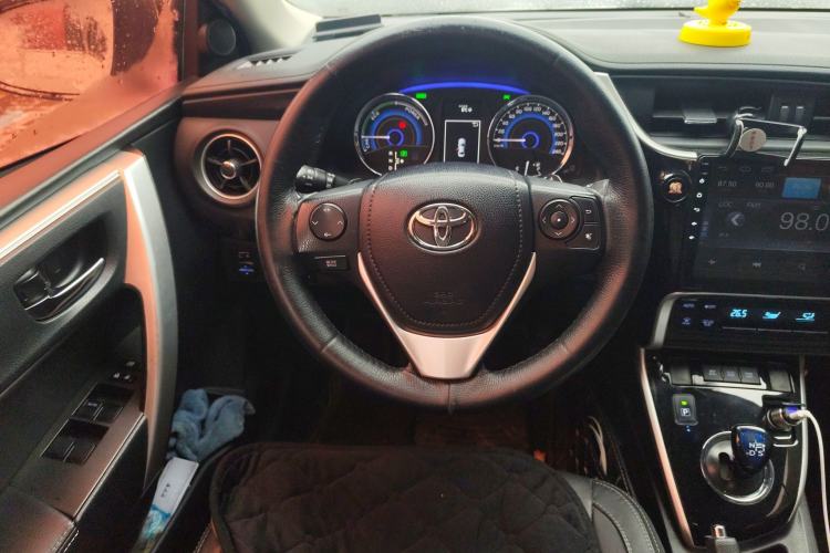 Used Toyota Corolla 2017 Revised Dual-Engine 1.8L E-CVT Elite Edition Steering Wheel
