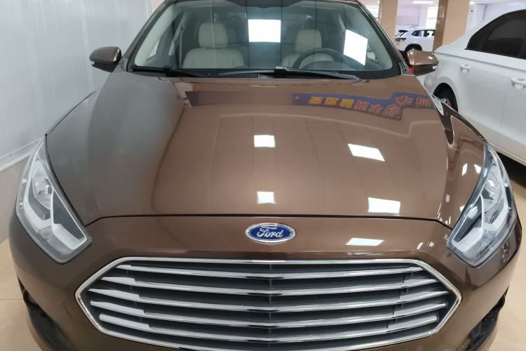 Used Ford Escort 2015 1.5L Automatic Comfort Edition Front