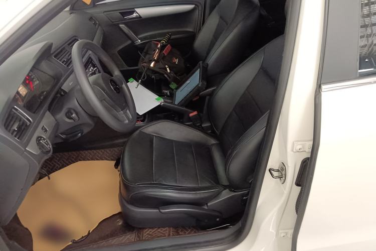 Used Volkswagen Gran Lavida 2013 1.4 TSI Automatic Comfort Model Left Front Seat