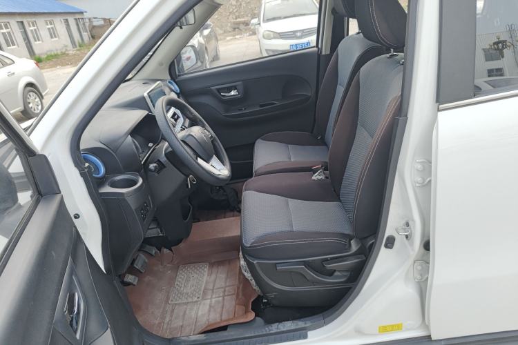 Used LINGBOX 2021 Comfort Edition Left Front Seat