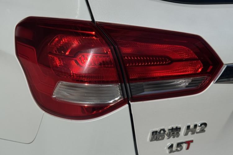 Used Haval H2 2017 Blue Label 1.5T Automatic Two-Wheel Drive Prestige Model Exterior 7