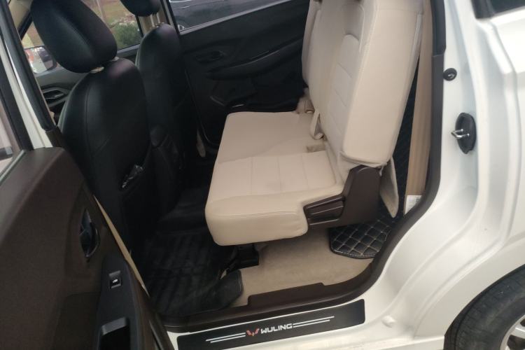 Used Wuling Hongguang 2021 1.5L Facelifted S Comfort Version with Electric Power Steering LAR Left Rear Seat