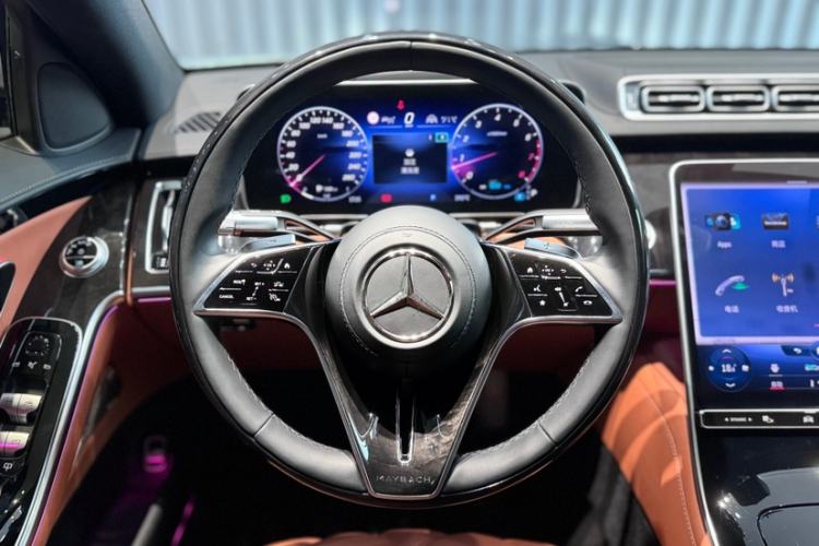 Used Mercedes-Benz Maybach S-Class 2021 S 480 4MATIC Interior 3