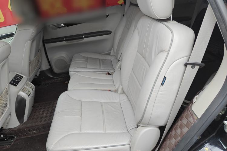 Used Mercedes-Benz R-Class 2017 R 320 4MATIC Business Edition Prestige Model Left Rear Seat