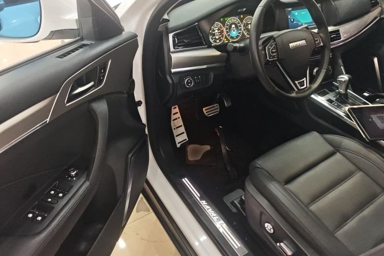 Used Haval H7 2017 Red-Label H7 2.0T Automatic Prestige Model
