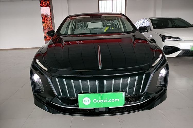 Used Hongqi E-QM5 2022 431 km Charge & Enjoy Edition
