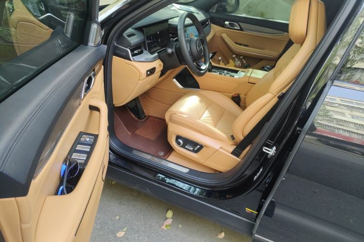 Used Lynk & Co 09 2024 2.0T Four-Wheel Drive Sport Edition Five Seats
