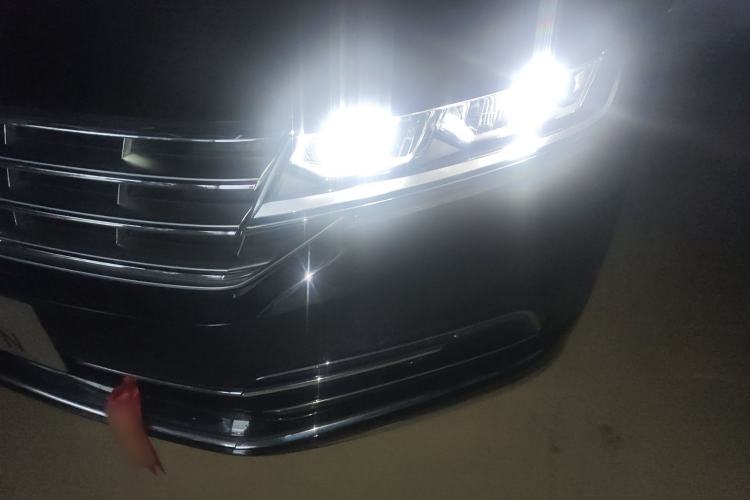 Used Volkswagen Phideon 2019 380TSI Two-Wheel Drive Business Edition China VI Standard
