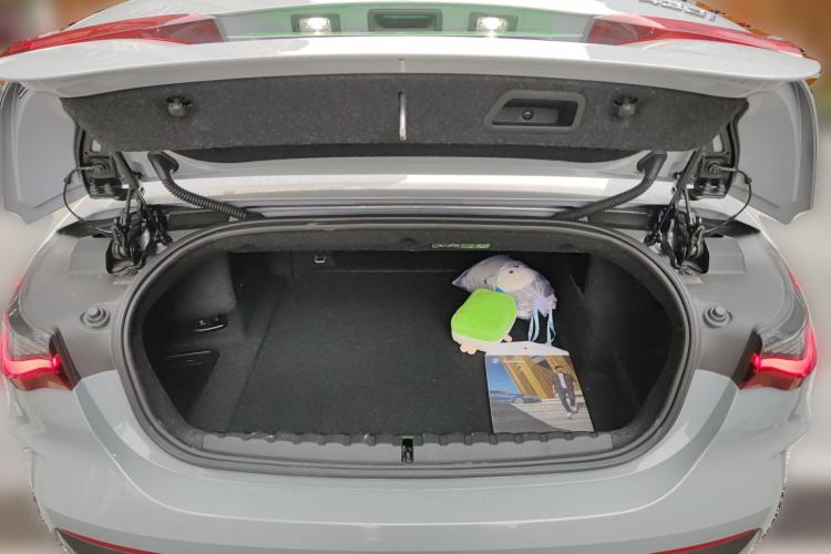 Used BMW 4 Series 2022 Second Facelift 430i Convertible M Sport Night Edition Package
