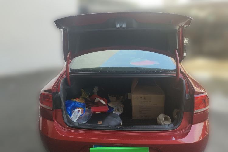 Used Volkswagen Lamando 2015 280TSI DSG Comfort Edition Trunk