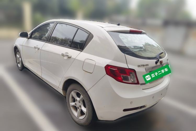 Used Geely Auto Classic Emgrand 2010 Hatchback 1.8L Manual Comfort Edition
