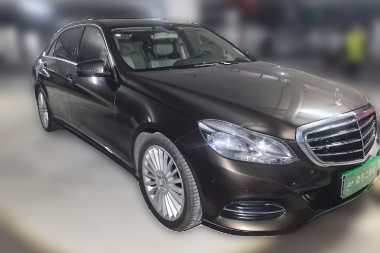 Used Mercedes-Benz E-Class 2015 Facelift E 200 L
