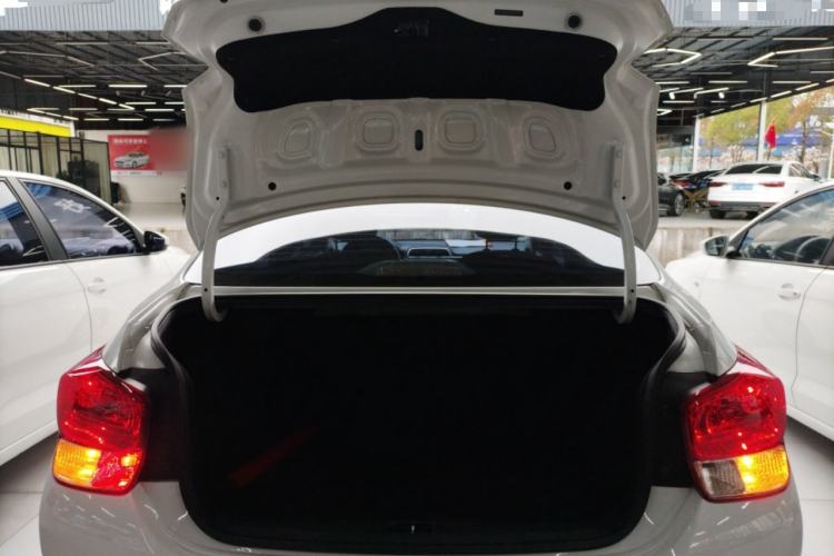 Used Hyundai Verna (older generation) 2017 1.4L Manual Huancai Edition China V Standard