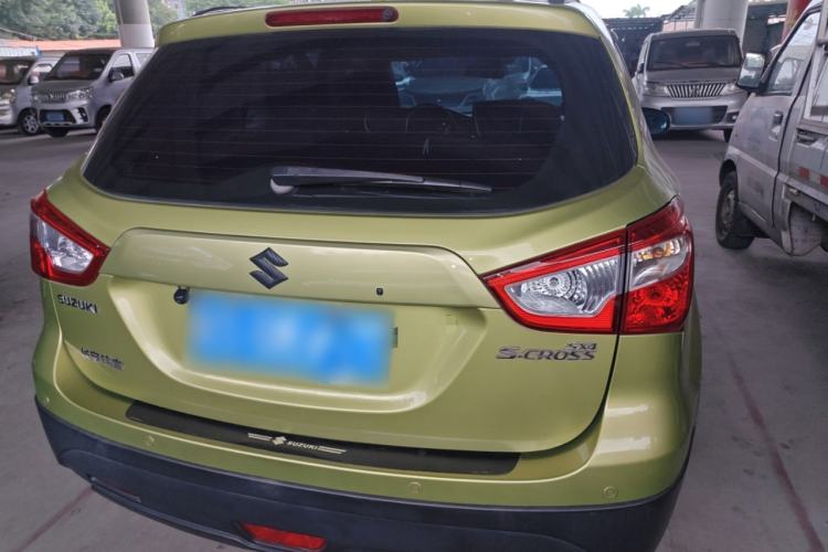 Used Suzuki S-Cross 2014 1.6L CVT Two-Wheel Drive Entry Model
