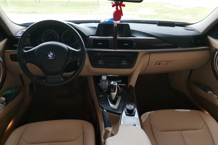 Used BMW 3 Series 2013 320Li Fashion Model
