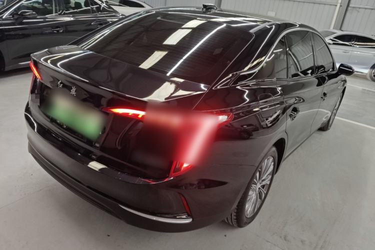 Used Hongqi E-QM5 2022 431 km Charge & Enjoy Edition Rear Right 45 Deg