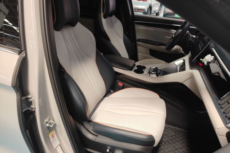 Used BYD Song PLUS New Energy 2023 Champion Edition DM-i 110KM Flagship PLUS Right Front Seat