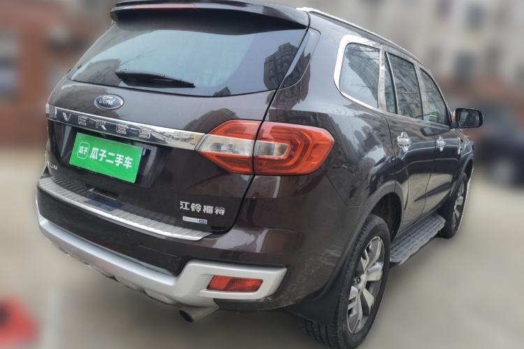Used Ford Everest 2016 2.0T Gasoline Automatic 4x4 Luxury Edition
