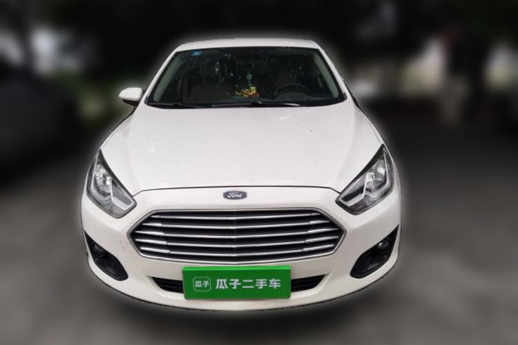 Used Ford Escort 2015 1.5L Automatic Comfort Edition Front