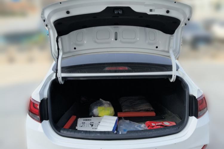 Used Hyundai Celesta 2020 1.6L Automatic GL Enjoyable Edition