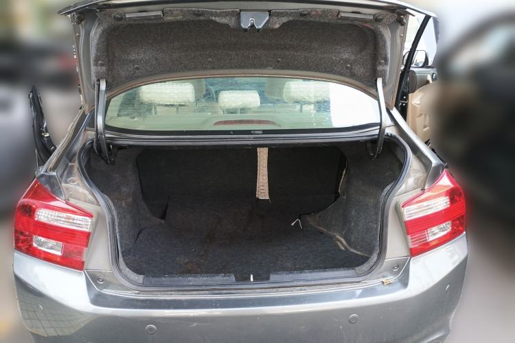 Used Honda City Classic 2012 1.5L manual Elite Edition
