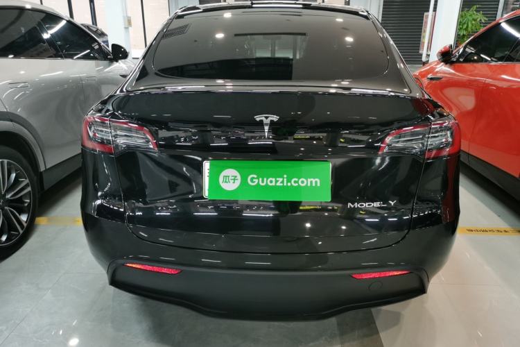 Used Tesla Model Y 2021 Standard Range Rear-Wheel Drive Version