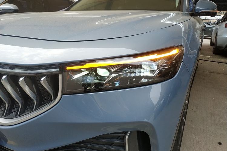 Used VOYAH FREE 2021 Two-Wheel Drive Standard Pure Electric City Edition Left Front Headlight