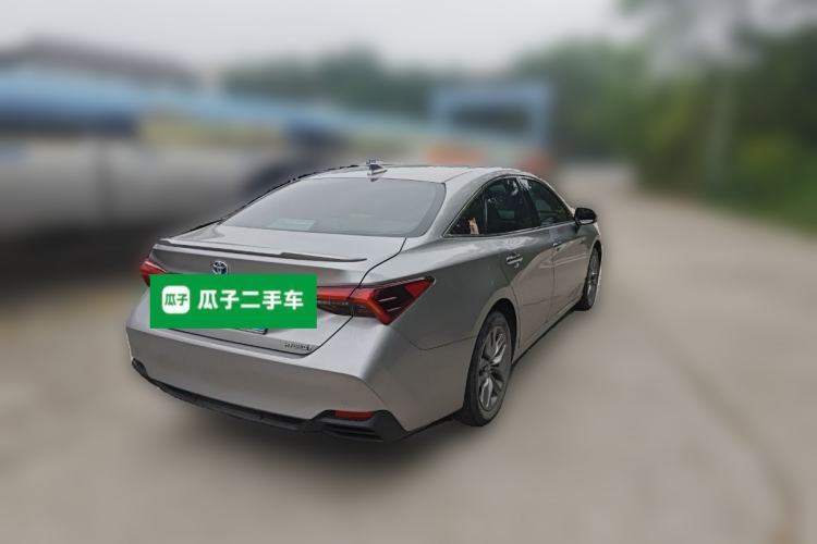 Used Toyota Avalon 2019 Dual-Engine 2.5L Luxury Edition China VI Standard