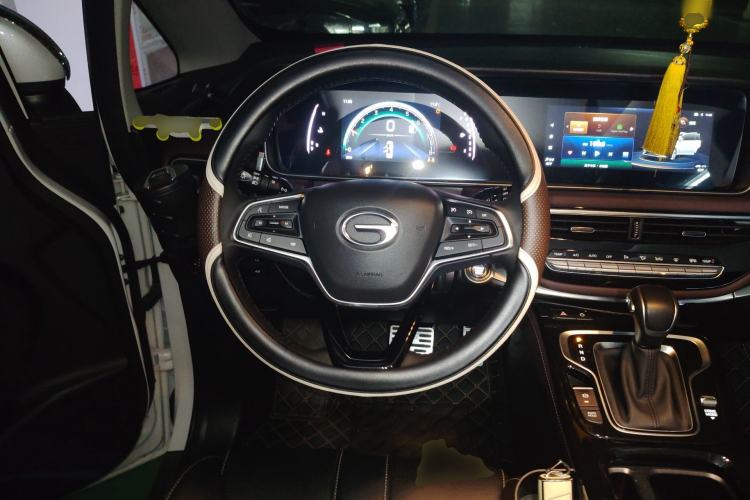 Used GAC Trumpchi M6 2023 PRO 270T DCT Luxury Edition Steering Wheel