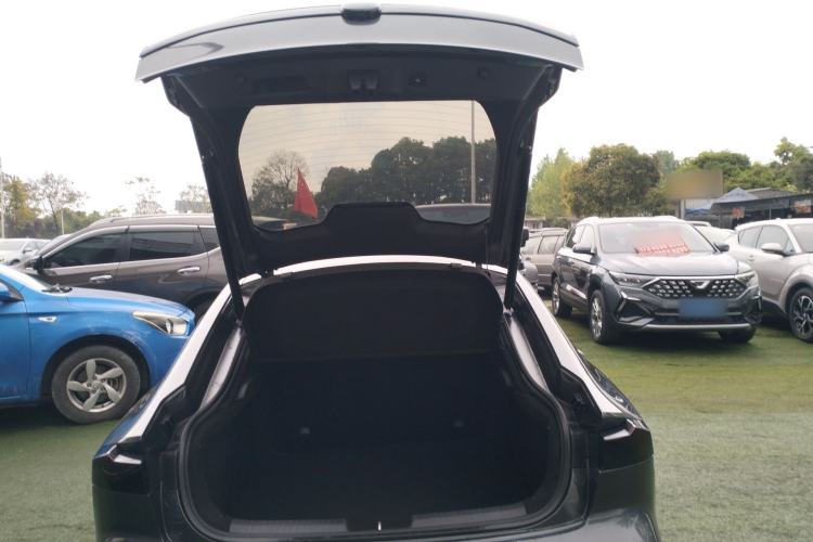 Used CHANGAN UNI-V 2023 1.5T Sport Edition Trunk