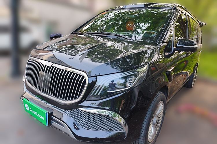 Used Mercedes-Benz V-Class 2021 V 260 Avantgarde Edition