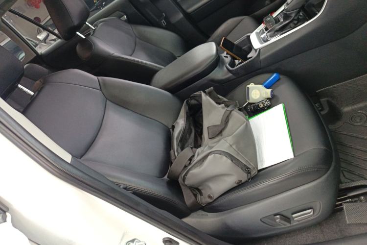 Used Toyota RAV4 2024 2.0L CVT Two-Wheel Drive Fashion Edition Right Front Seat