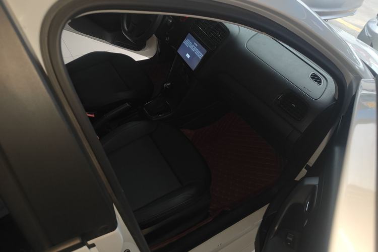 Used Volkswagen Polo 2018 1.5L Automatic Advanced Driving Model Right Front Seat