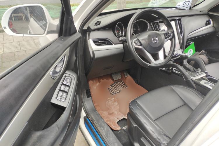 Used Zotye SR7 2016 1.5T CVT Cube Road Edition China V Standard