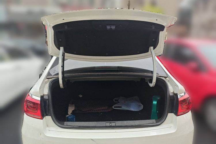 Used Citroen C4 Sega 2016 1.6L Automatic Luxury Model
