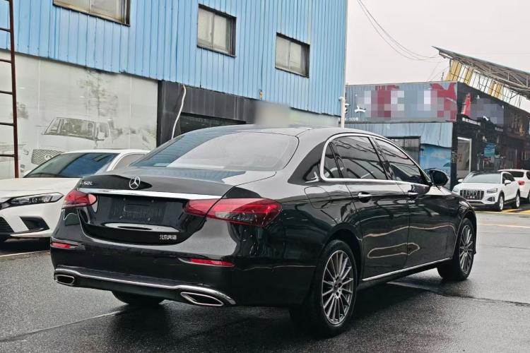 Used Mercedes-Benz E-Class 2023 Facelift E 260 L
