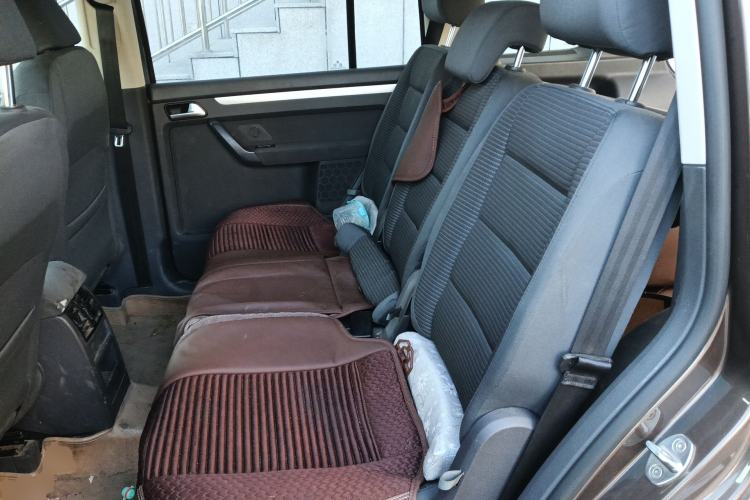 Used Volkswagen Touran 2013 1.4T Manual Fashion Edition 5 Seats Left Rear Seat