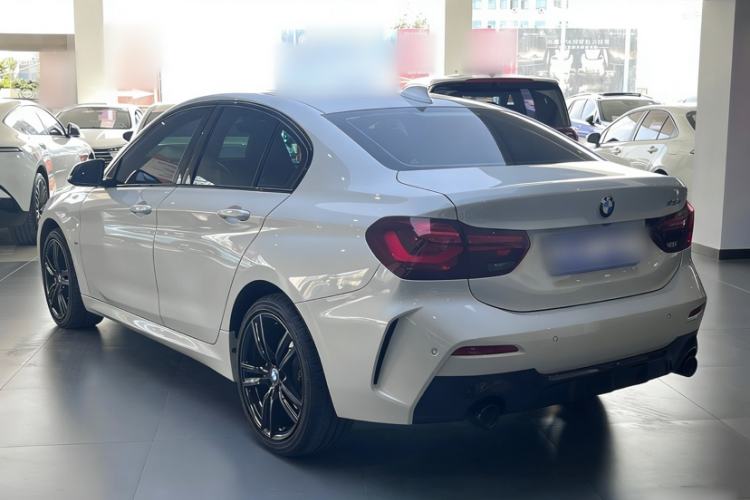 Used BMW 1 Series 2023 125i M Sport Night Edition Exterior 6