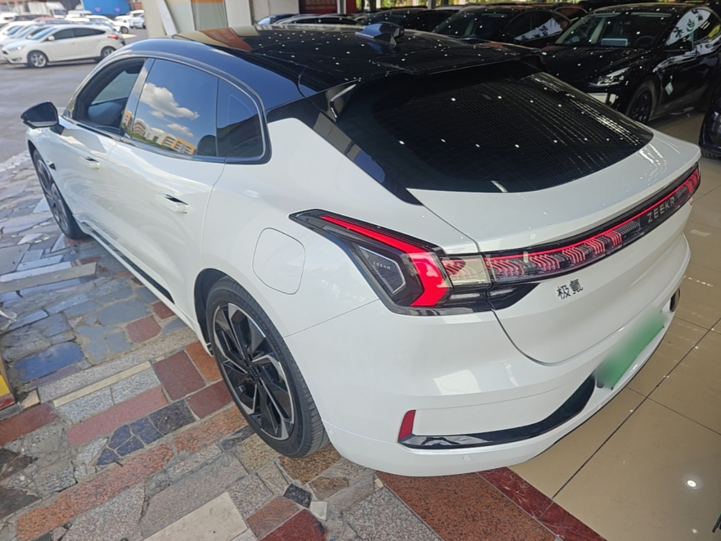 Zeekr 001 2023 WE Edition 86 kWh — снимка 4
